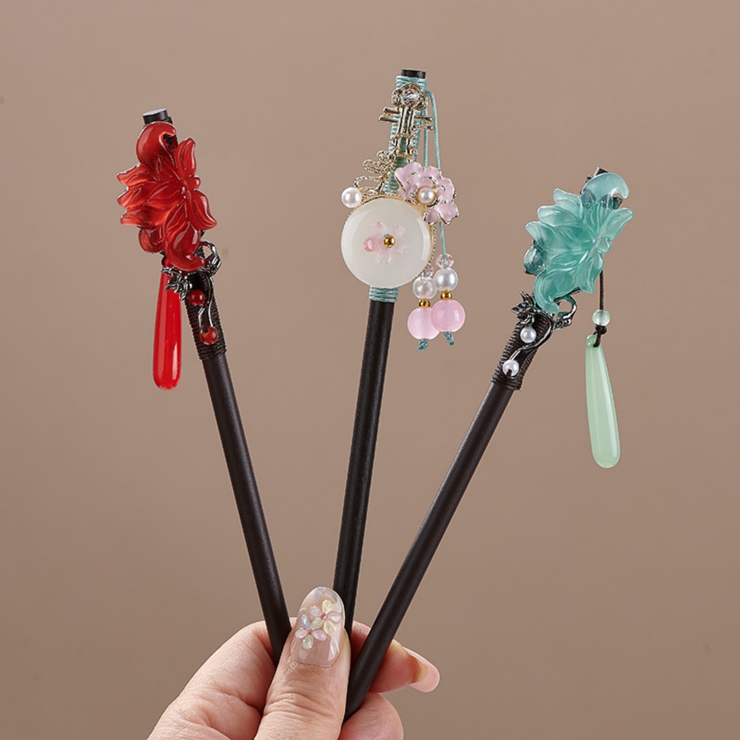 여성을위한 빈티지 꽃 머리핀 우아한 나무 꽃 머리 스틱 - Hanbok Hair Pin 리뷰 및 가격